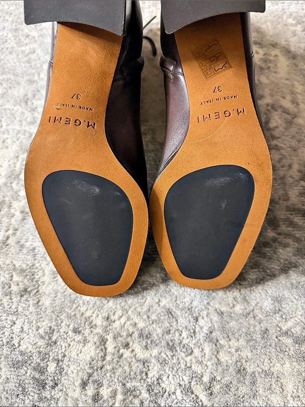 M. Gemi The Cristina Elegant Brown Leather Ankle Boots - Picture 3 of 4